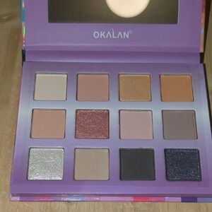Purple Eyeshadow Palette - 12 Shade Neutral & Shimmer Set